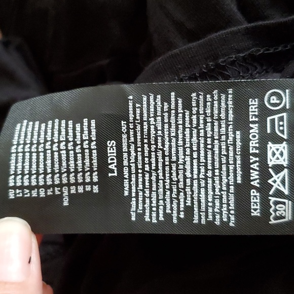 *NWT* Spiral Direct's Raven Heart Hooded Dress - Picture 13 of 16